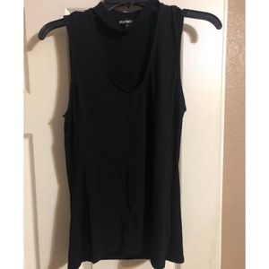 Black peep hole express shirt